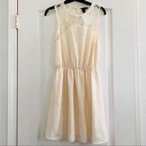 NEW H&M 4 Cream Ivory Lace Dress Slit Back Flowy